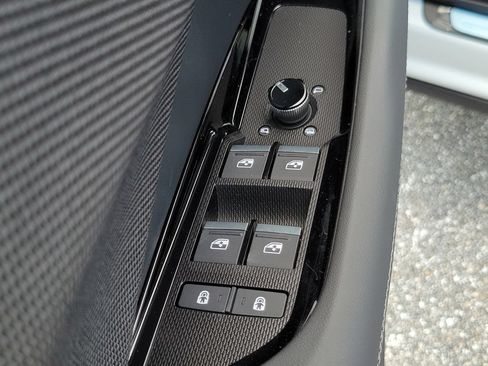 New 2026 Audi Q3 quattro 2.0T AWD/4WD image 22
