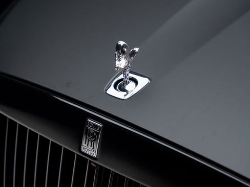 Used 2022 Rolls-Royce Ghost w/ Ghost Package image 12