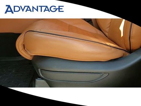 Used 2021 Lincoln Aviator Black Label w/ Dynamic Handling Package image 11