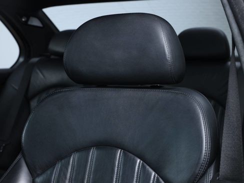 Used 2002 BMW M5 image 95