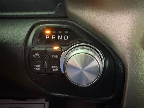 Used 2019 RAM 1500 Laramie w/ Sport Appearance Package AWD/4WD image 29