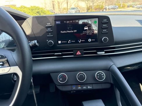 New 2026 Hyundai Elantra SE FWD image 14