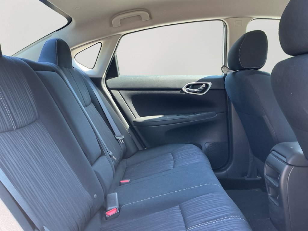 Used 2017 Nissan Sentra SV FWD image 13