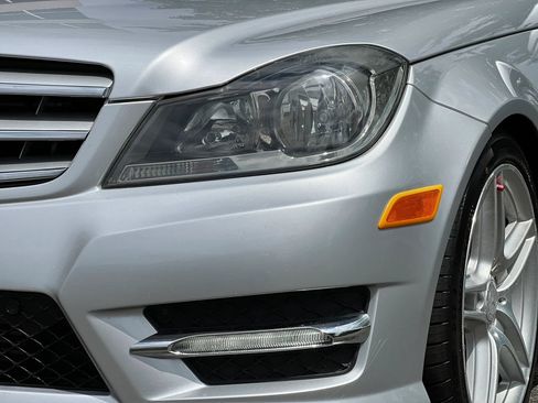 Used 2013 Mercedes-Benz C 250 Sedan w/ Multimedia Pkg image 12