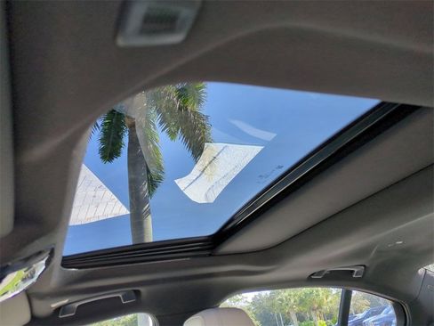 New 2026 BMW 530i w/ Premium Package image 18