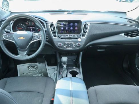 Used 2023 Chevrolet Malibu LT image 6
