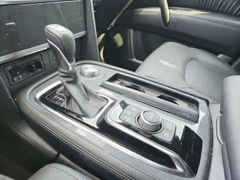 Used 2023 Nissan Armada SL w/ Midnight Edition Package AWD/4WD image 34