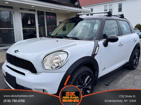 Used 2014 MINI Cooper Countryman S image 1