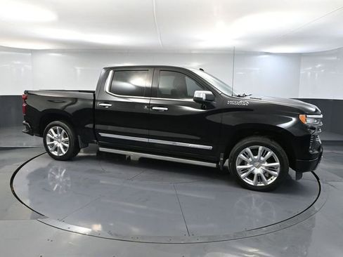 Used 2023 Chevrolet Silverado 1500 High Country w/ High Country Premium Package image 4