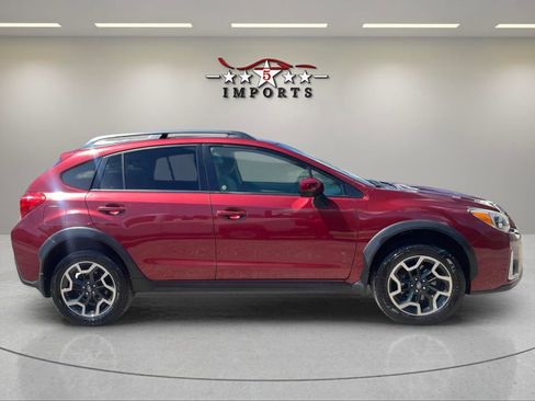 Used 2017 Subaru Crosstrek 2.0i Premium image 6