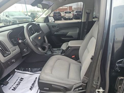 Used 2019 Chevrolet Colorado W/T image 31