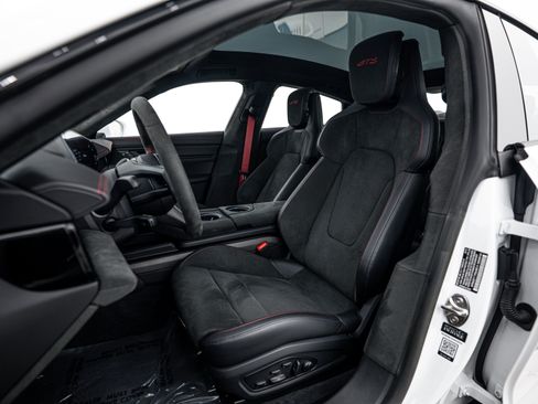 Certified 2023 Porsche Taycan GTS AWD/4WD image 5