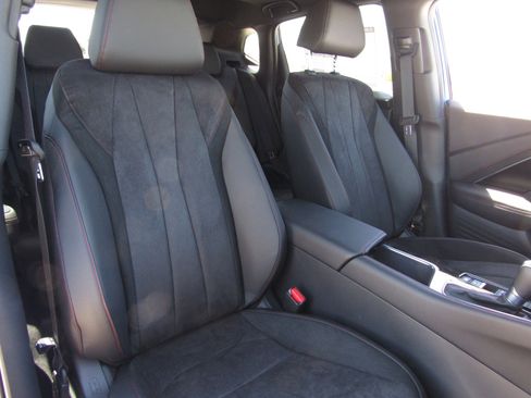 Certified 2025 Acura ADX A-Spec image 11