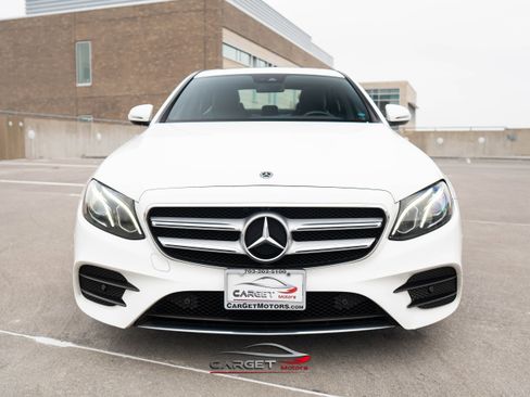 Used 2018 Mercedes-Benz E 300 4MATIC w/ Premium 1 Package image 2