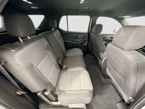 Used 2023 Chevrolet Traverse LT FWD image 20