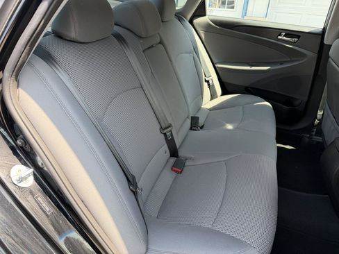 Used 2013 Hyundai Sonata GLS w/ Popular Equipment Pkg FWD image 16