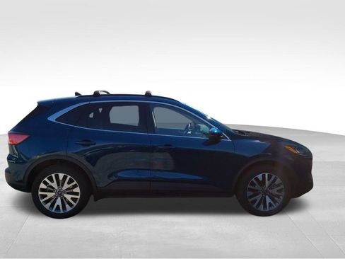 Used 2020 Ford Escape Titanium AWD/4WD image 13