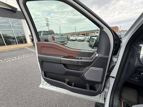 Used 2023 Ford F150 Lariat image 23