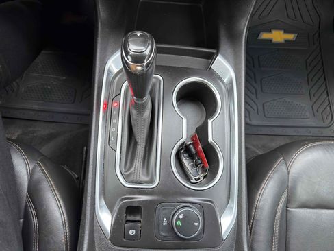 Used 2019 Chevrolet Traverse LT w/ LPO, Floor Liner Package FWD image 58