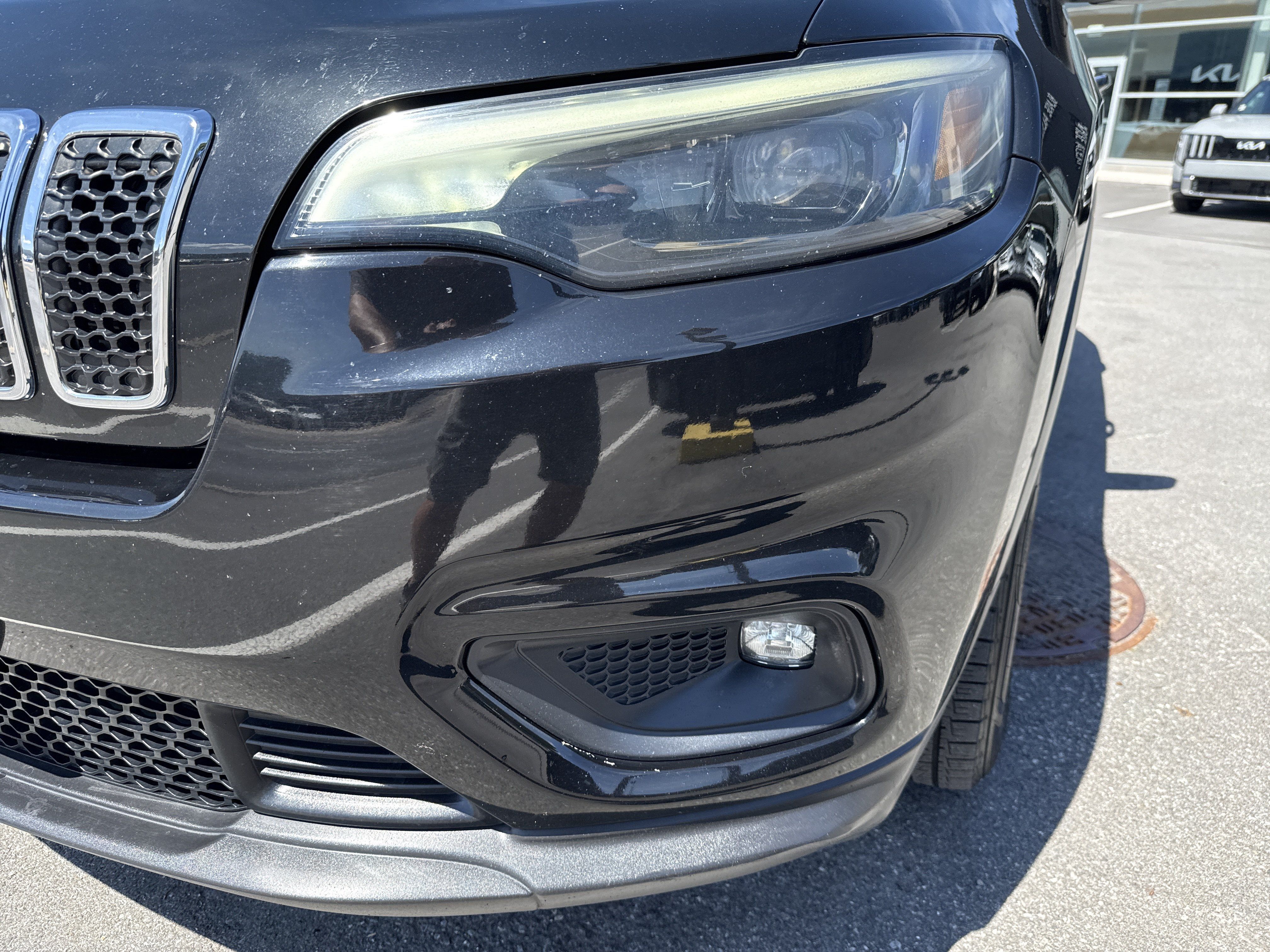 Used 2019 Jeep Cherokee Latitude w/ Popular Appearance Group AWD/4WD image 12