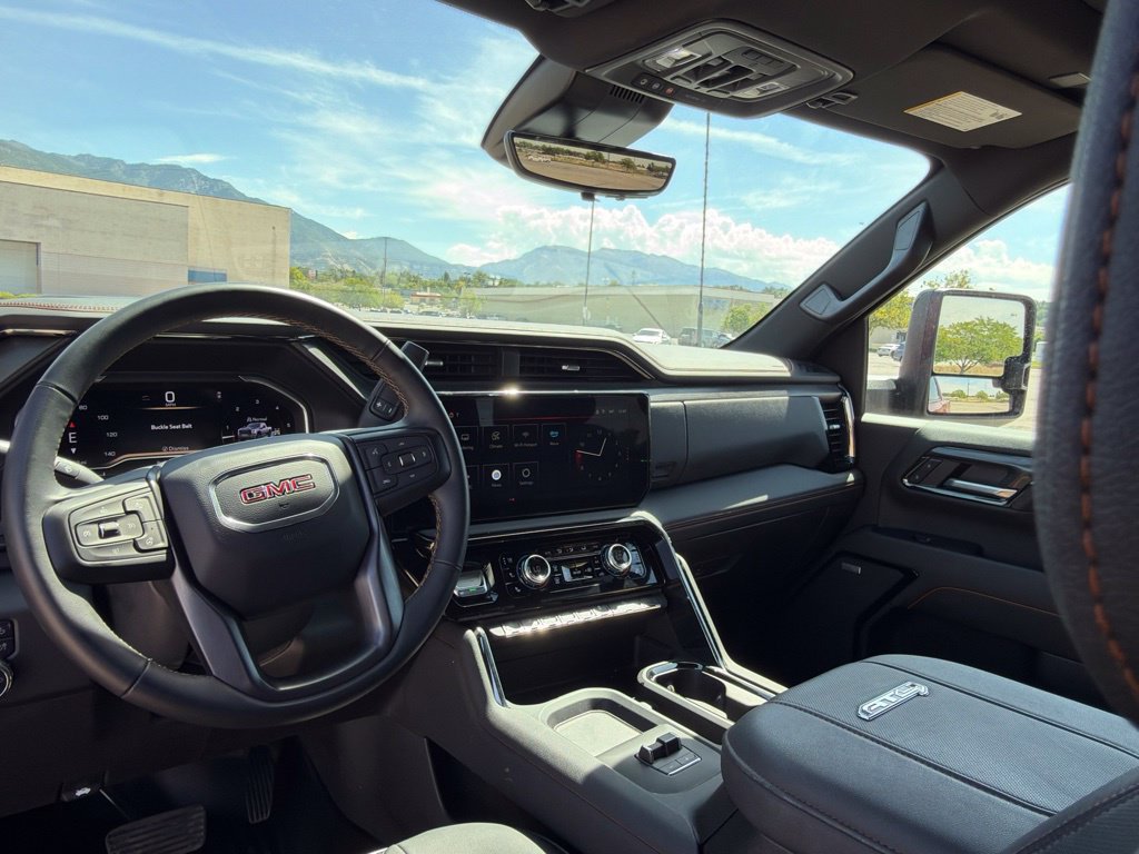 Used 2024 GMC Sierra 2500 AT4 w/ AT4 Premium Plus Package AWD/4WD image 27
