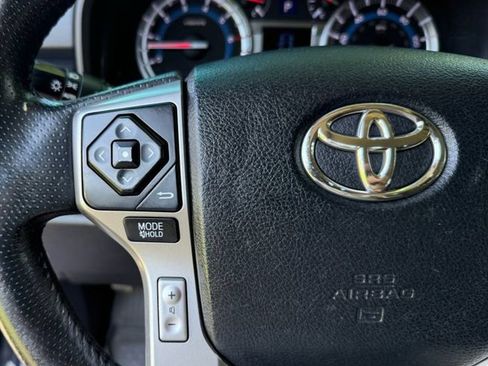 Used 2017 Toyota 4Runner Limited AWD/4WD image 21