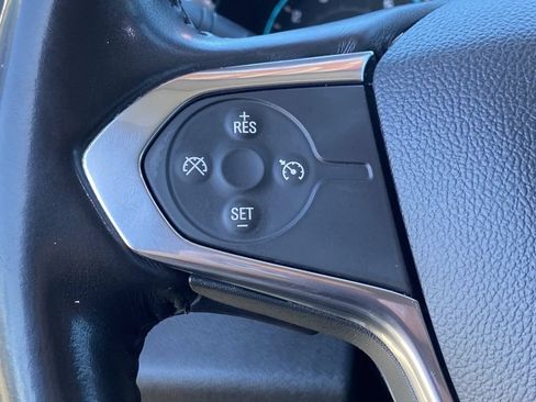 Used 2018 Chevrolet Traverse LT FWD image 27