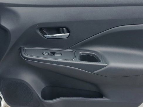 New 2025 Nissan Versa SV w/ Trunk Package image 32