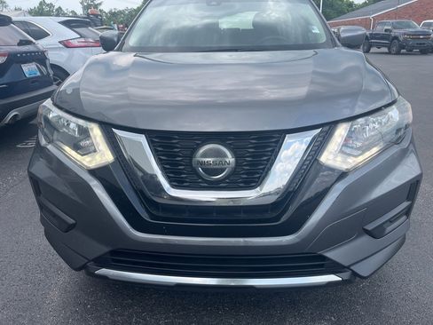 Used 2019 Nissan Rogue S image 7