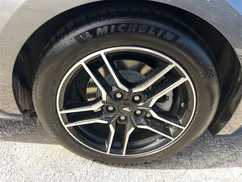 Used 2022 Ford Mustang Premium image 20