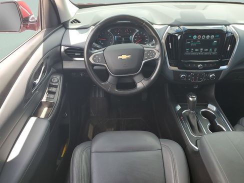 Used 2018 Chevrolet Traverse LT w/ LPO, Floor Liner Package FWD image 12