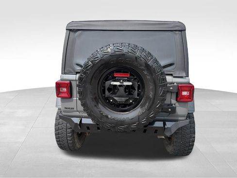 Used 2020 Jeep Wrangler Unlimited Rubicon w/ LED Lighting Group AWD/4WD image 12