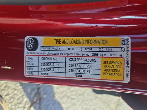 Used 2023 Chevrolet Bolt LT w/ Infotainment Package image 26