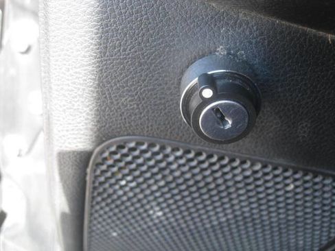 Used 2013 Jeep Wrangler Unlimited Sport image 32