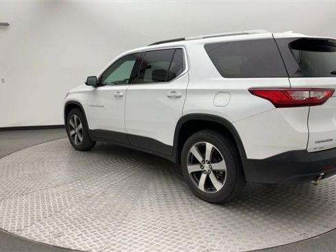 Used 2018 Chevrolet Traverse LT image 4