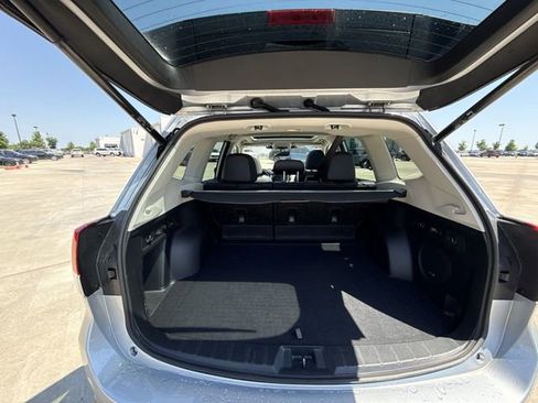 Used 2022 Subaru Forester Limited AWD/4WD image 24
