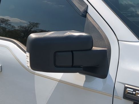 Certified 2022 Ford F150 XLT w/ Equipment Group 302A High image 10