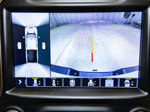 Used 2023 Chevrolet Silverado 3500 High Country w/ Z71 Off-Road Package image 18