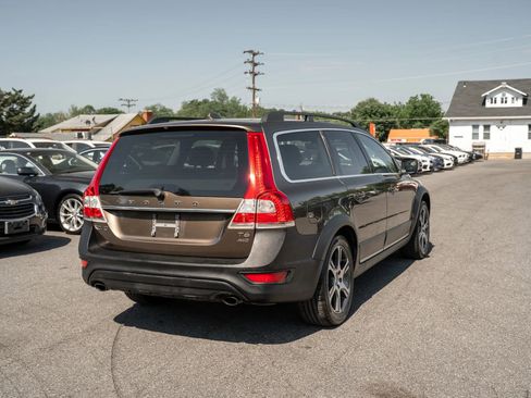 Used 2015 Volvo XC70 T6 AWD/4WD image 3