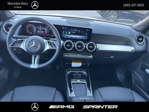 New 2026 Mercedes-Benz GLB 250 image 23