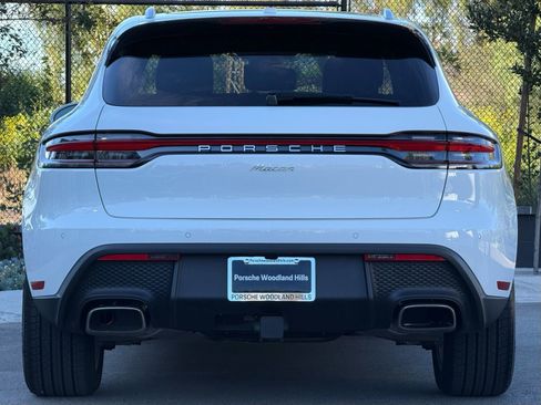 Used 2026 Porsche Macan image 4