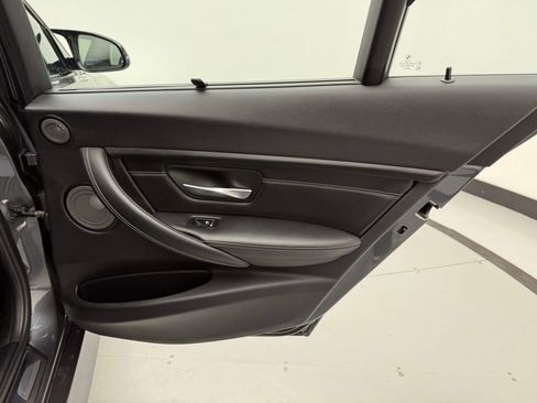 Used 2018 BMW M3 image 30