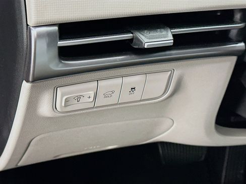 Used 2025 Hyundai Tucson SEL image 17