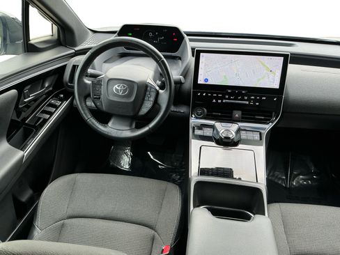 Used 2023 Toyota bZ4X XLE w/ Weather Package image 15