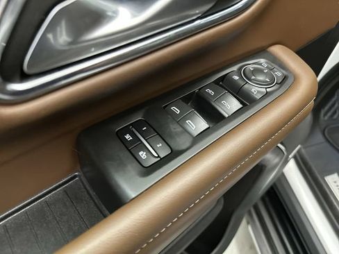 Used 2022 Chevrolet Suburban High Country w/ Max Trailering Package image 19