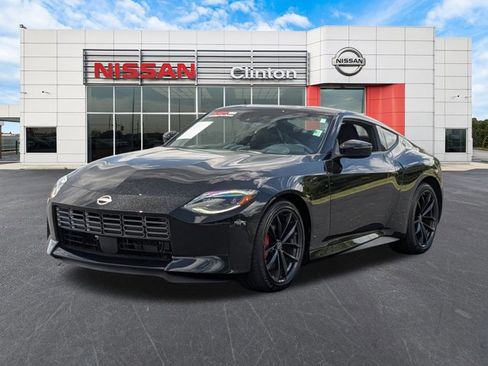 Certified 2024 Nissan Z Performance w/ Floor Mat Package image 7