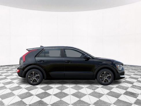 New 2026 Kia Niro LX FWD image 9