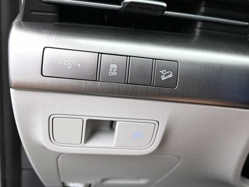 New 2026 Hyundai Kona SEL Premium AWD/4WD image 23