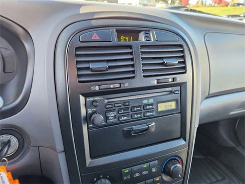 Used 2003 Kia Optima LX image 17