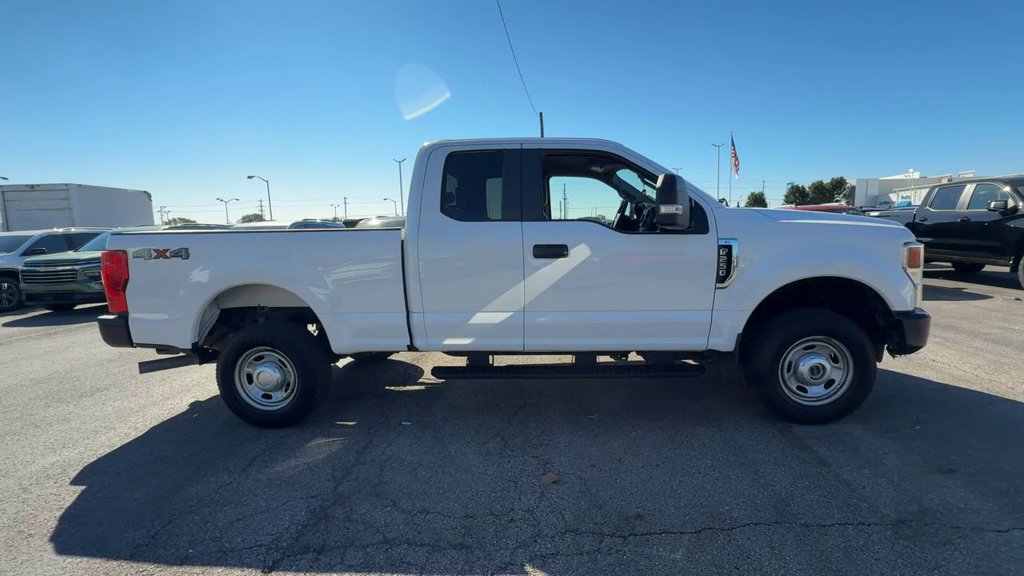 Used 2022 Ford F250 XL w/ Power Equipment Group AWD/4WD image 9